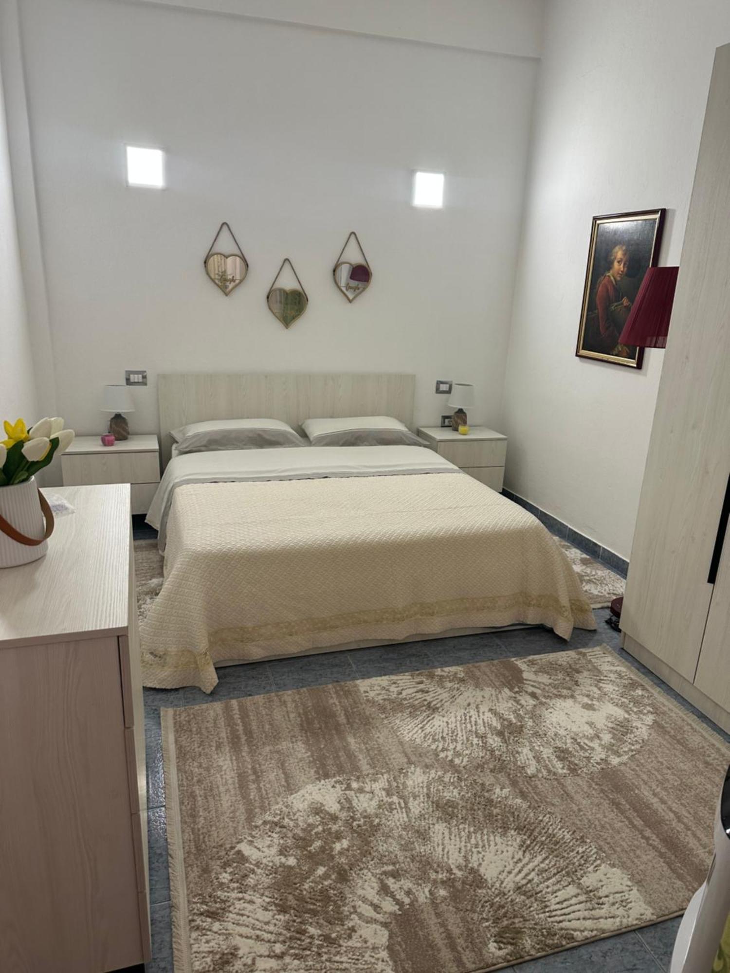 Apartment Near The Centre Of Tirana Buitenkant foto